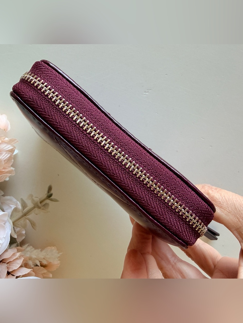 TORY BURCH Kira Diamond Quilt Small Zip Around Wallet BNWT - Picture 8 of 10